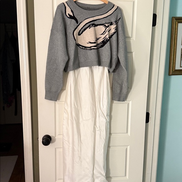 Anthropologie Gray Sweater with Cream Swan Graphic twofer dress midi new M - Picture 3 of 7